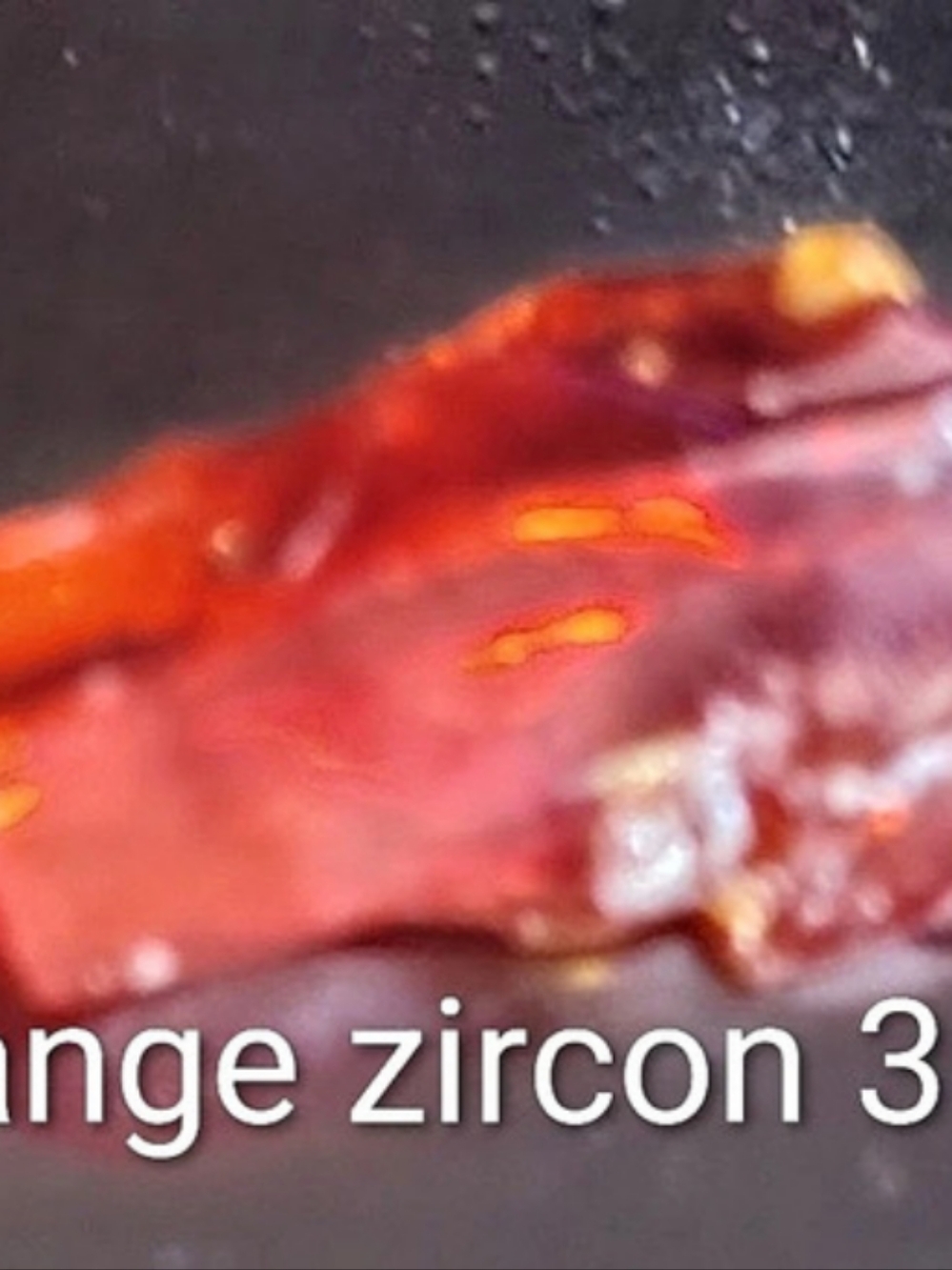 Orange Zircon 3 g Or 15 Carat